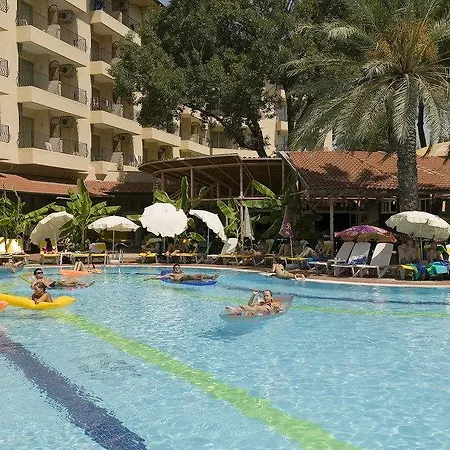 Palm D'or ホテル