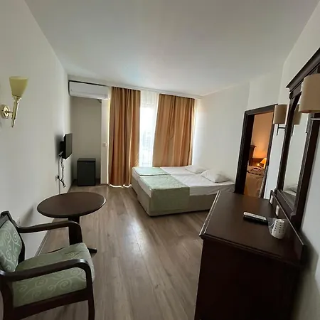 Palm D'or Hotell 4*