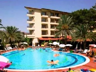 Palm D'or 4* シダ